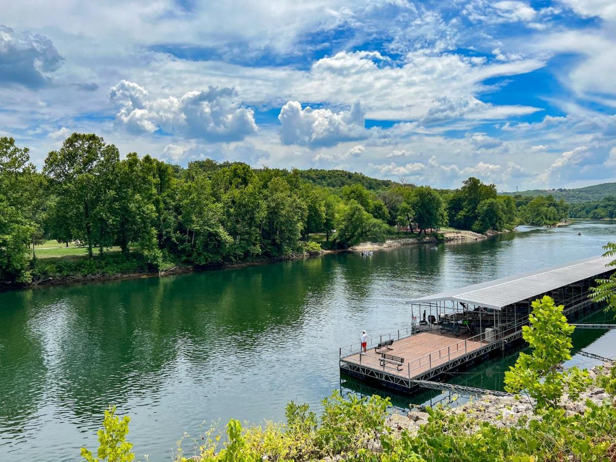 Lake Front 2Br Walk-In With Large Deck - Free Tickets Included - 79-1 Branson Zewnętrze zdjęcie